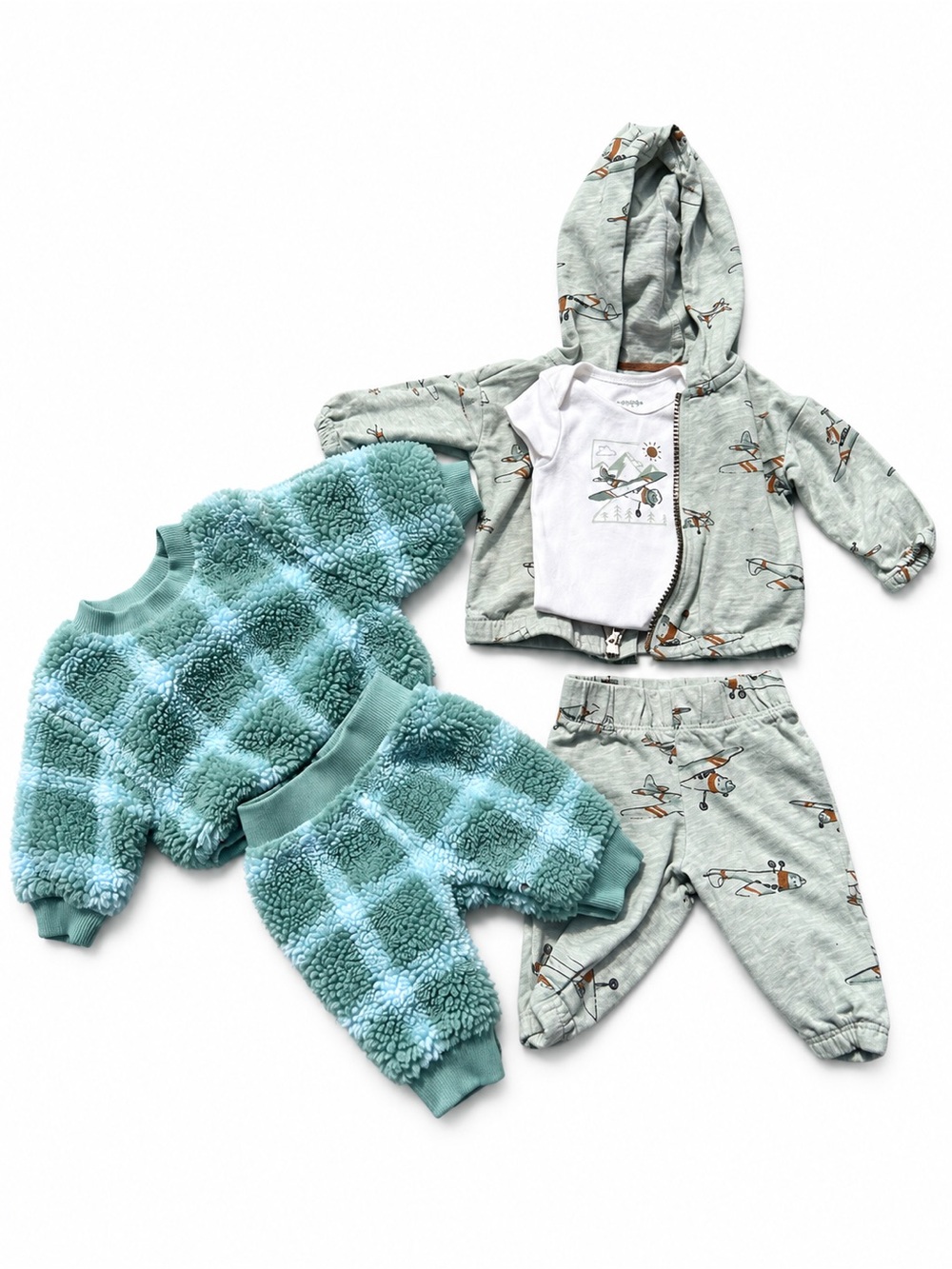 Carter’s + Cat & Jack Newborn Baby Boy 5 Piece Bundle ✈️🩵